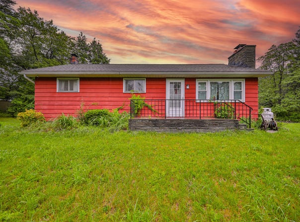60 Maple Drive, Palmerton, PA 18071
