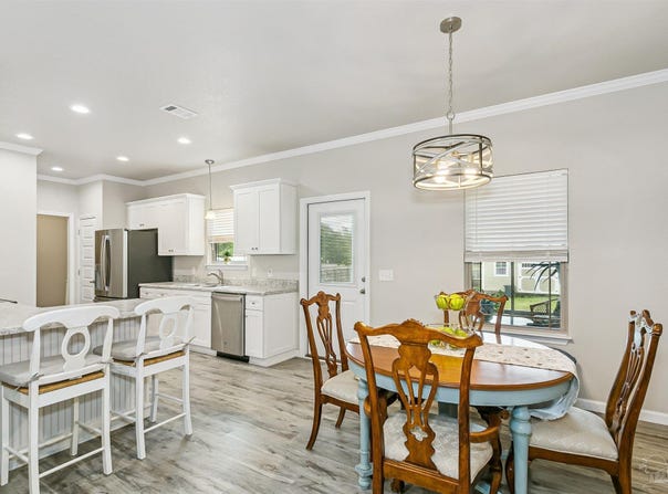 6199 Old Hickory Rd, Crestview, FL 32539