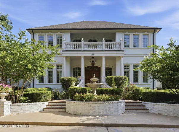 100 Overbrook Hill, Ridgeland, MS 39157