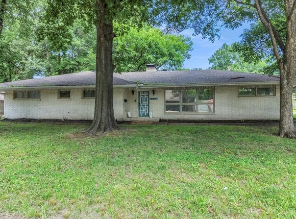 305 PEARCE STREET, West Memphis, AR 72301