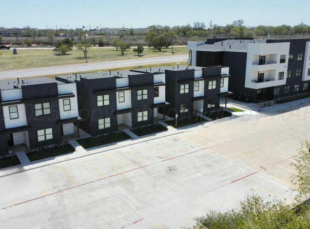 2 S Hunsley Hills Boulevard, Canyon, TX 79015