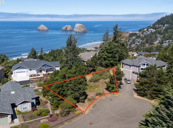 7 Bearberry LN, Oceanside, OR 97134
