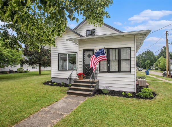 255 E Corey Street, Bronson, MI 49028