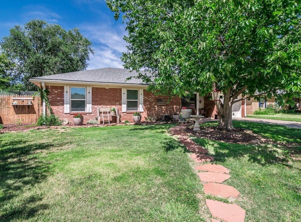 806 BUTTERFIELD Trail, Canyon, TX 79015-3414