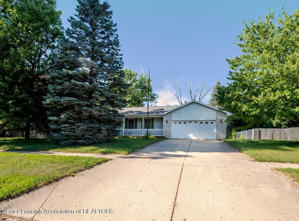 5537 Timothy Lane, Bath, MI 48808