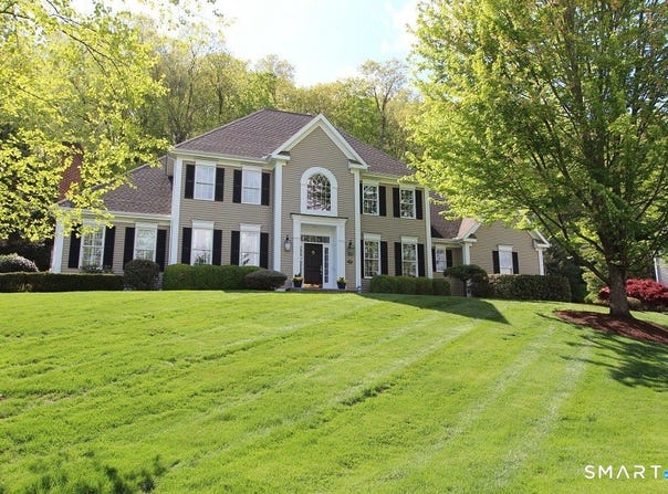 19 Devonshire Court, Avon, CT 06001