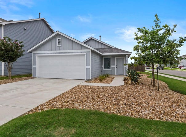 658 Soapstone Pass, San Marcos, TX 78656