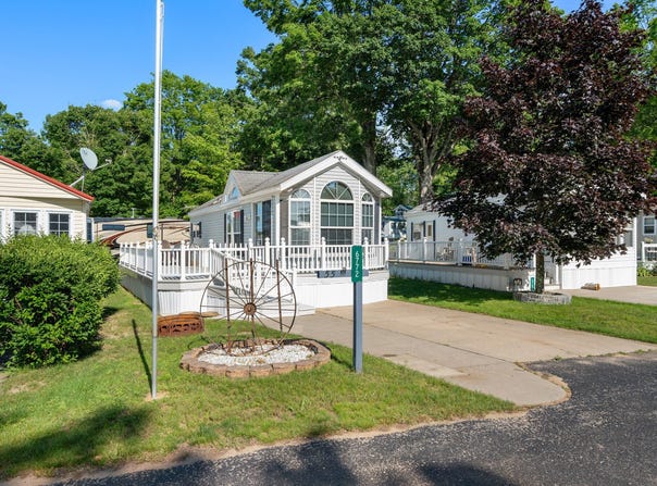 6772 SAN JUAN, ALANSON, MI 49706
