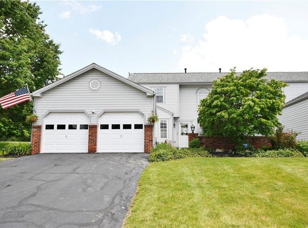 1125 Valleyview Dr, Cecil, PA 15055