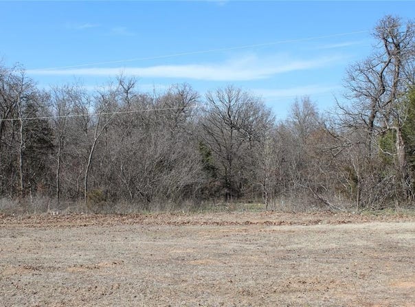 W 9th Street, Stroud, OK 74079