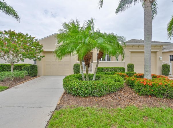 2292 SIFIELD GREENS WAY, SUN CITY CENTER, FL 33573