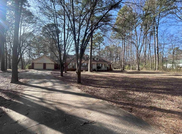 Russellville, AR 72802