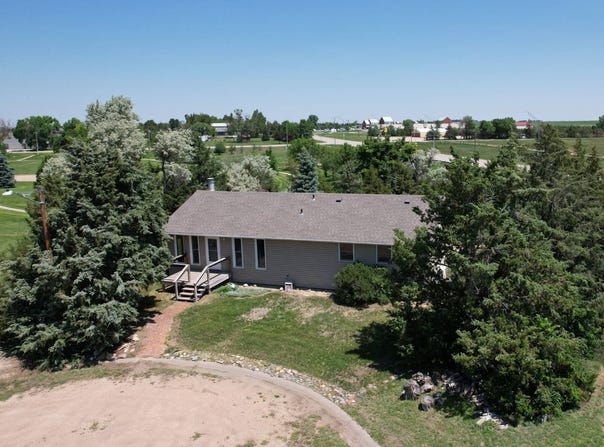 2214 Trail Drive, Ogallala, NE 69153
