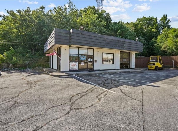 270 Putnam Pike, Smithfield, RI 02917