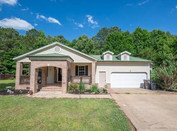 75 Asbury Drive, Starkville, MS 39759