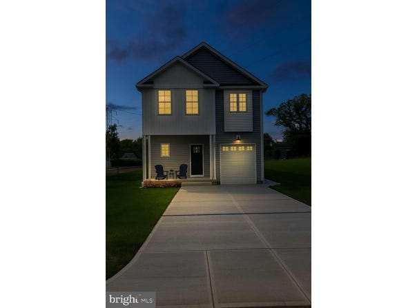 2514 LINCONIA AVENUE, TREVOSE, PA 19053
