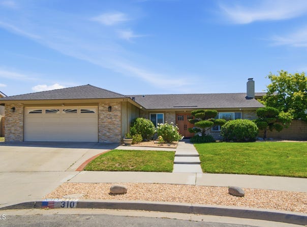 310 Foxglove Place, Oxnard, CA 93036