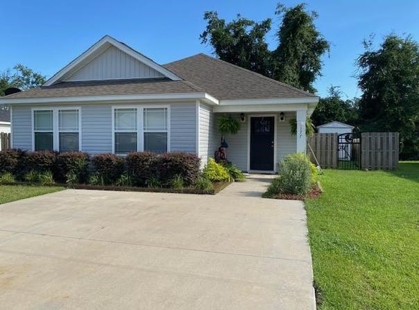 177 John Mills Circle, Sopchoppy, FL 32358
