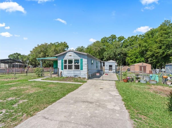 10114 SE 24TH ST, WEBSTER, FL 33597