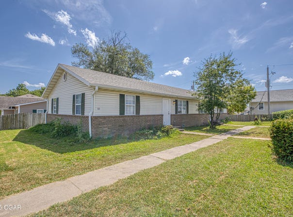826 & 828 S Patterson Avenue, Joplin, MO 64801