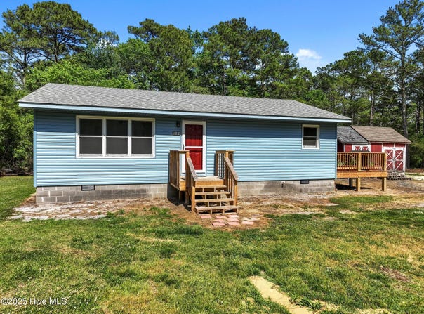 132 Ward Lane, Manteo, NC 27954