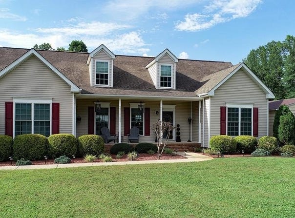 640 Pond Rd, Martinsville, VA 24112