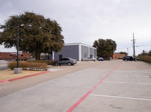 15375 Addison Road, Addison, TX 75001