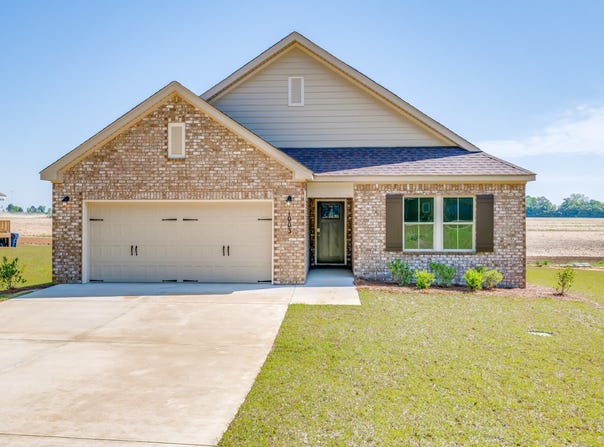 1017 Sandbed Road, Newton, AL 36352
