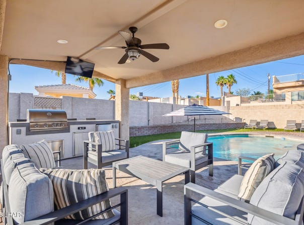2589 Sunkentree Dr, Lake Havasu City, AZ 86403