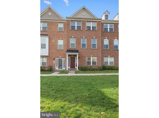 8817 BENTFIELD Drive, MANASSAS, VA 20110