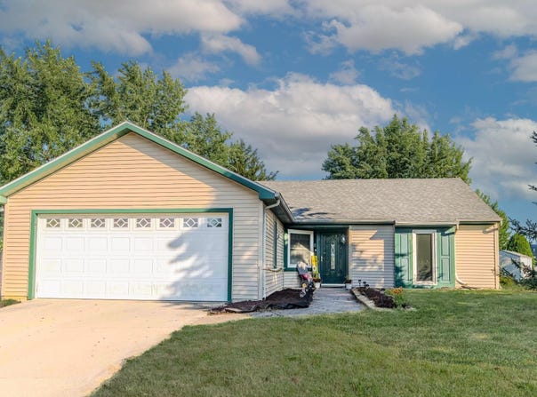 2112 Cortez Drive, Kendallville, IN 46755