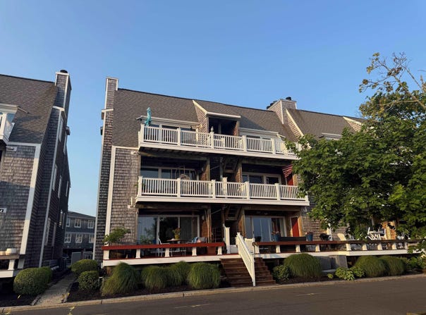 1301 Harbour Cove South, Somers Point, NJ 08244