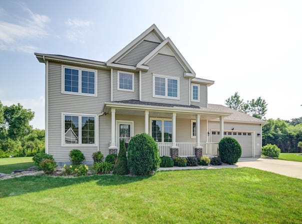 15 Bellingrath Court, McFarland, WI 53558