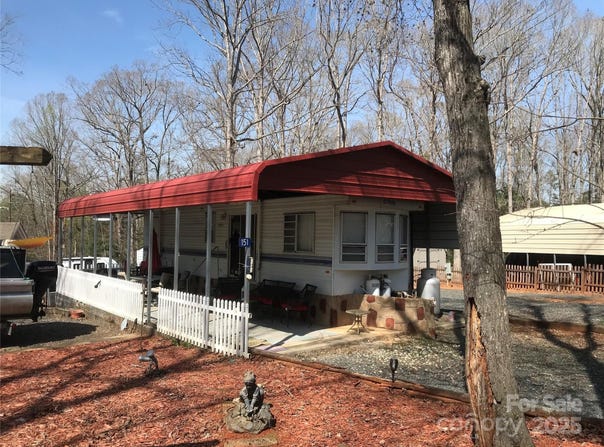 149 Deer Park Road unit: D26/27, Mount Gilead, NC 27306