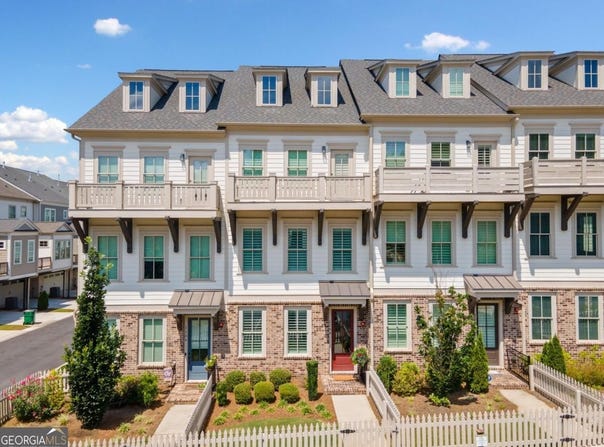 1104 Thomas, Woodstock, GA 30188