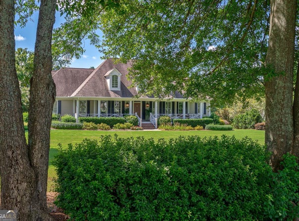 1080 Brownwood, Madison, GA 30650