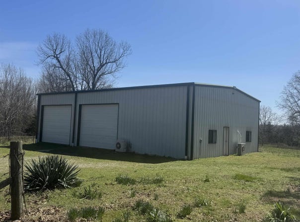 86 Center Circle, Elizabeth, AR 72544