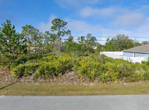 10 ROCKING LANE, PALM COAST, FL 32164