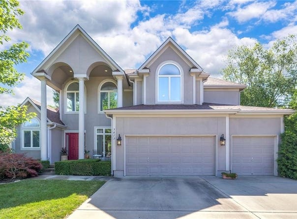 3013 S Granite Avenue, Blue Springs, MO 64015