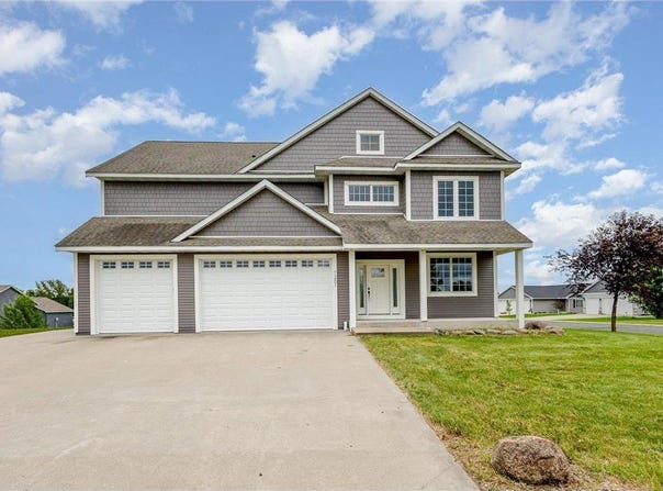 1201 Meadow Street NW, Montgomery, MN 56069