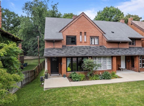 5671 Beacon St, Squirrel Hill, PA 15217