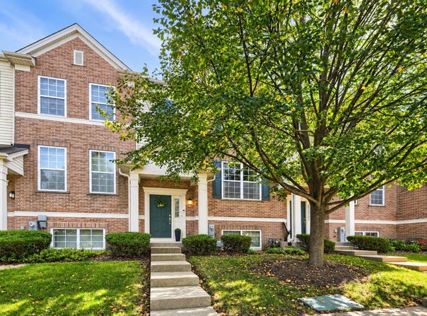 1734 Dogwood Lane, Hanover Park, IL 60133
