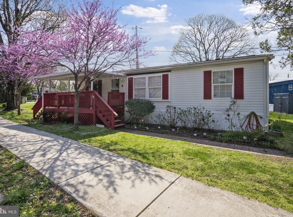 130 A CHESAPEAKE MOBILE CT, HANOVER, MD 21076