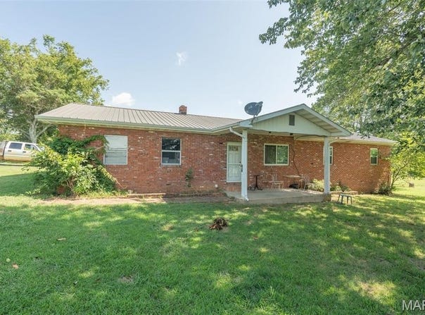 10343 ST Hwy 142W, Doniphan, MO 63942