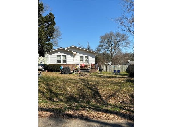 410 W Alabama Avenue, Vivian, LA 71082