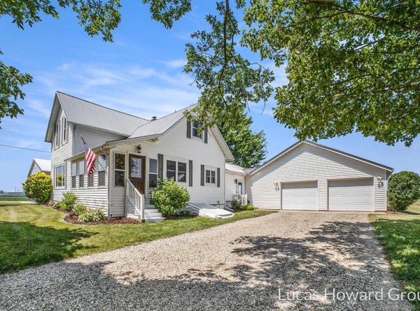 201 E Clarksville Road, Portland, MI 48875