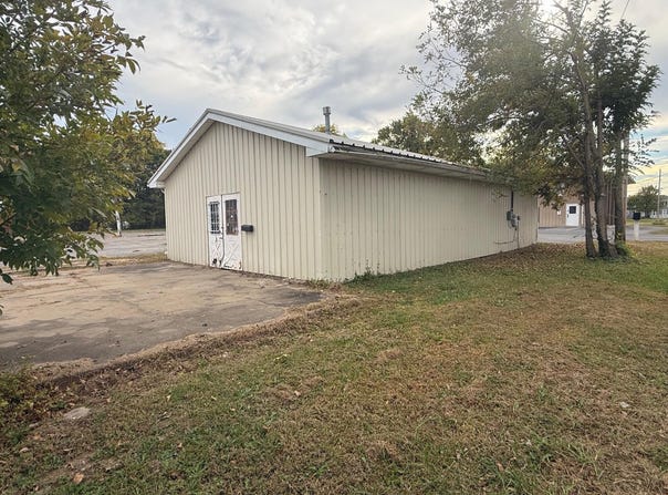 601 S 6th Street, Paducah, KY 42003
