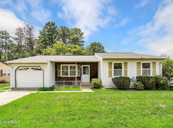 79 Norwalk Avenue, Whiting, NJ 08759