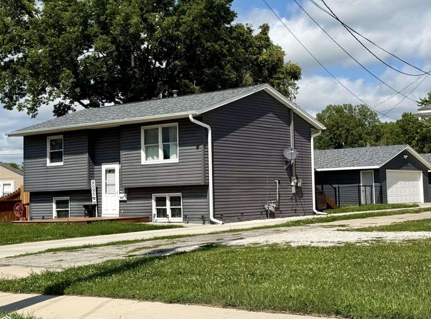 423 N Main Street, Osceola, IA 50213
