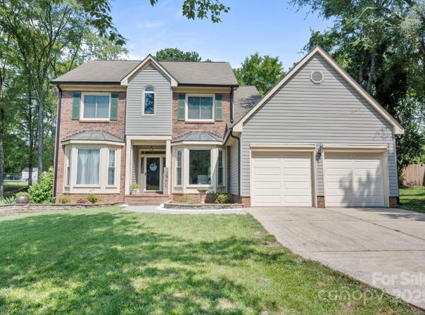 1045 Fairway Ridge Road NW, Concord, NC 28027